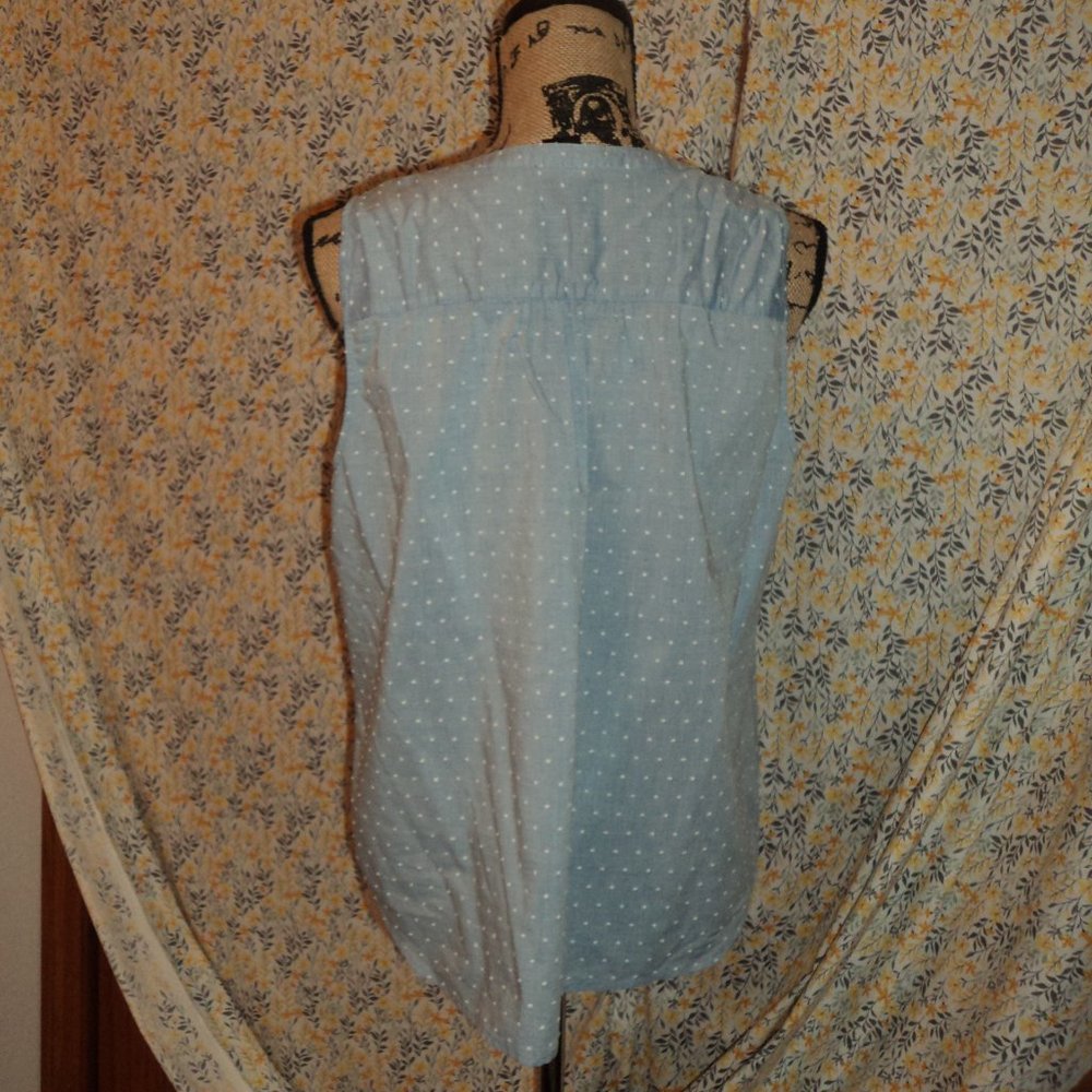 Sleeveless Top/Blouse - Picture 6 of 7
